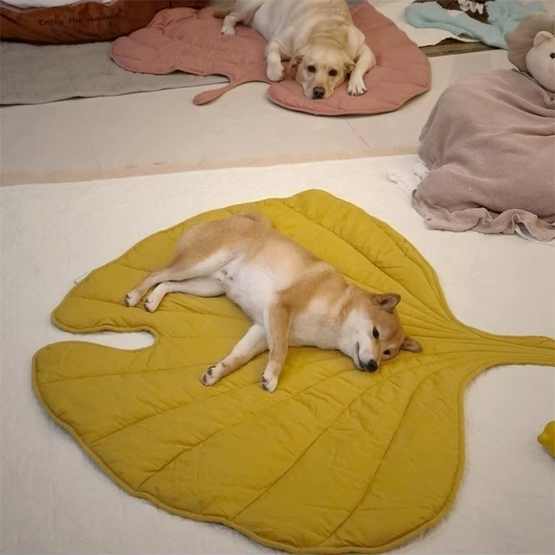 Breathable Cooling Leaf Mat for Small to Large Dogs & Cats – Car Friendly