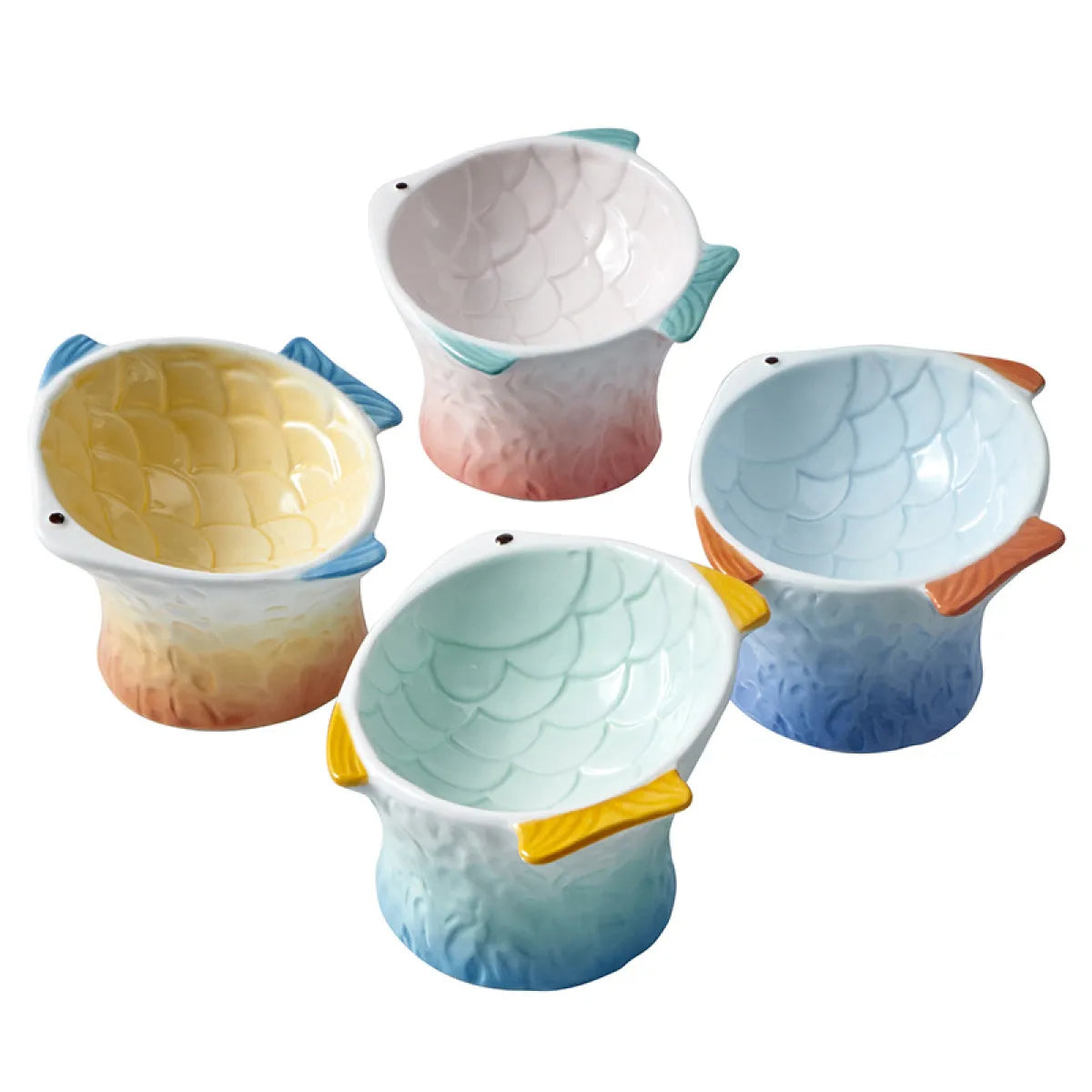 Top-down view of the fish-shaped ceramic feeding bowl