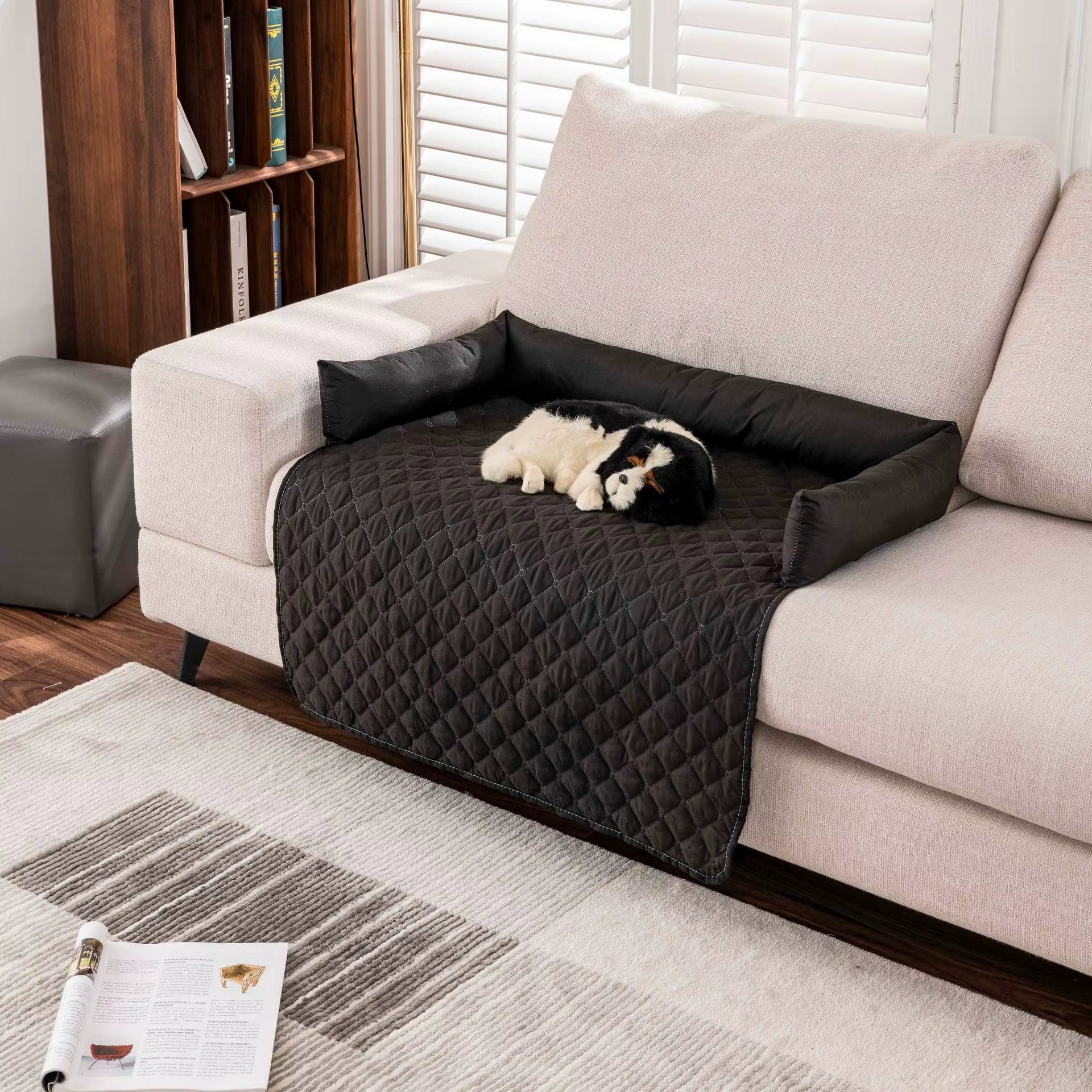 Waterproof Foldable Luxury Pet Sofa Mattress for All Seasons