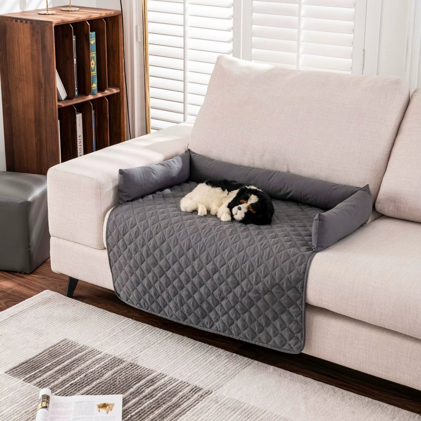 Waterproof Foldable Luxury Pet Sofa Mattress for All Seasons